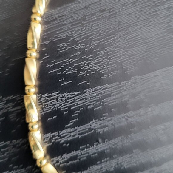 VINTAGE  STAMPED NAPIER ( R ) NECKLACE - Picture 8 of 10